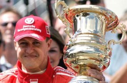 中国电子竞技陪练师标准王者荣耀比赛直播在线观看f1历史上突然下雨的比赛游泳战报快讯